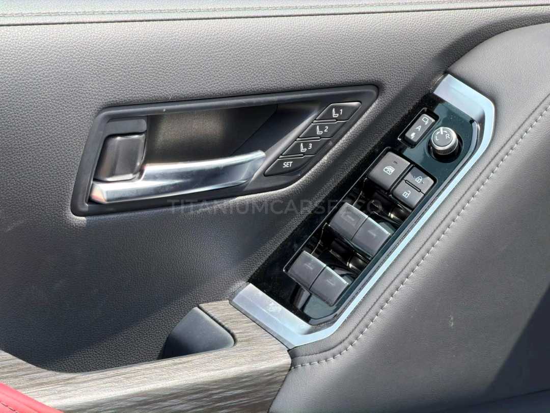 Car Image 2026 TOYOTA LAND CRUISER 