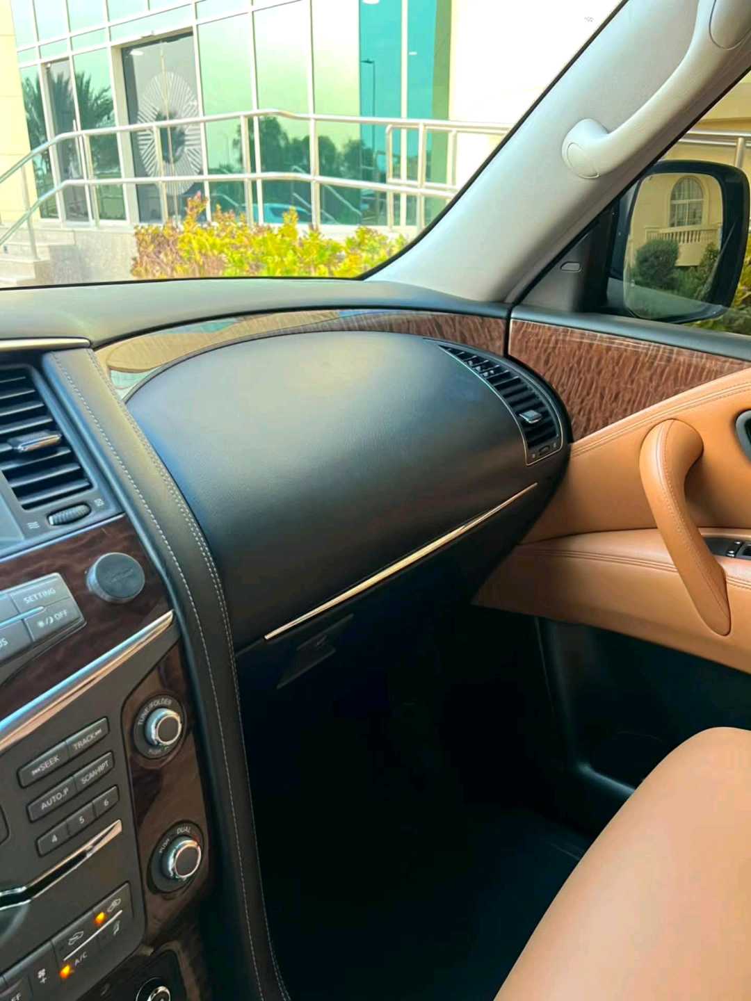 Car Image 2015 NISSAN PATROL Platinum