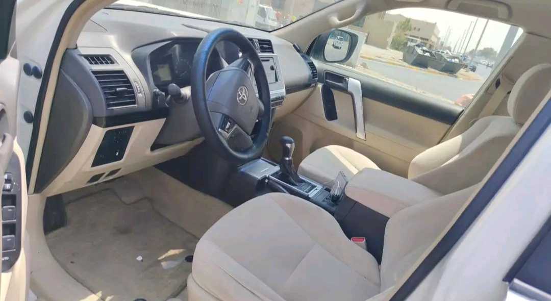Car Image 2019 TOYOTA Prado EXR