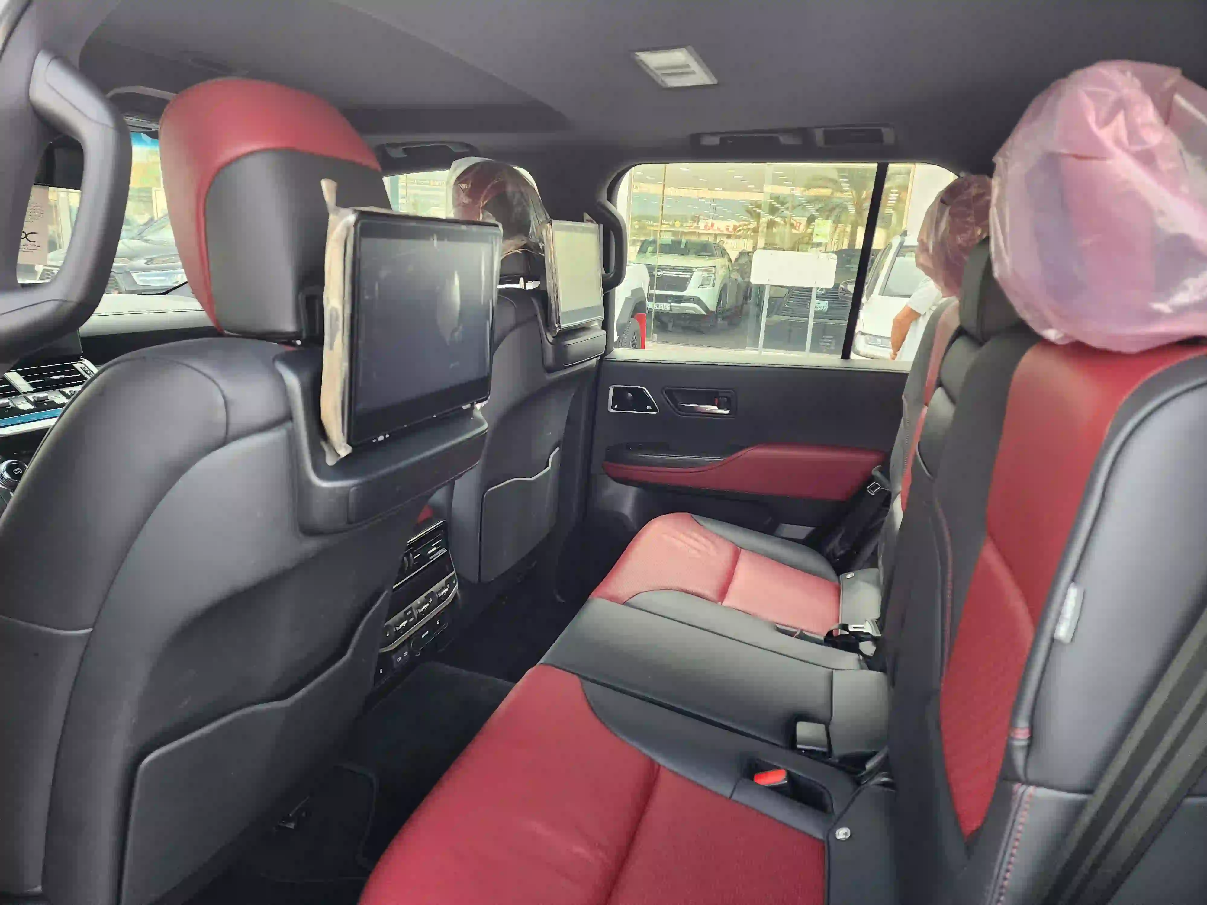 Car Image 2024 TOYOTA LAND CRUISER G.R
