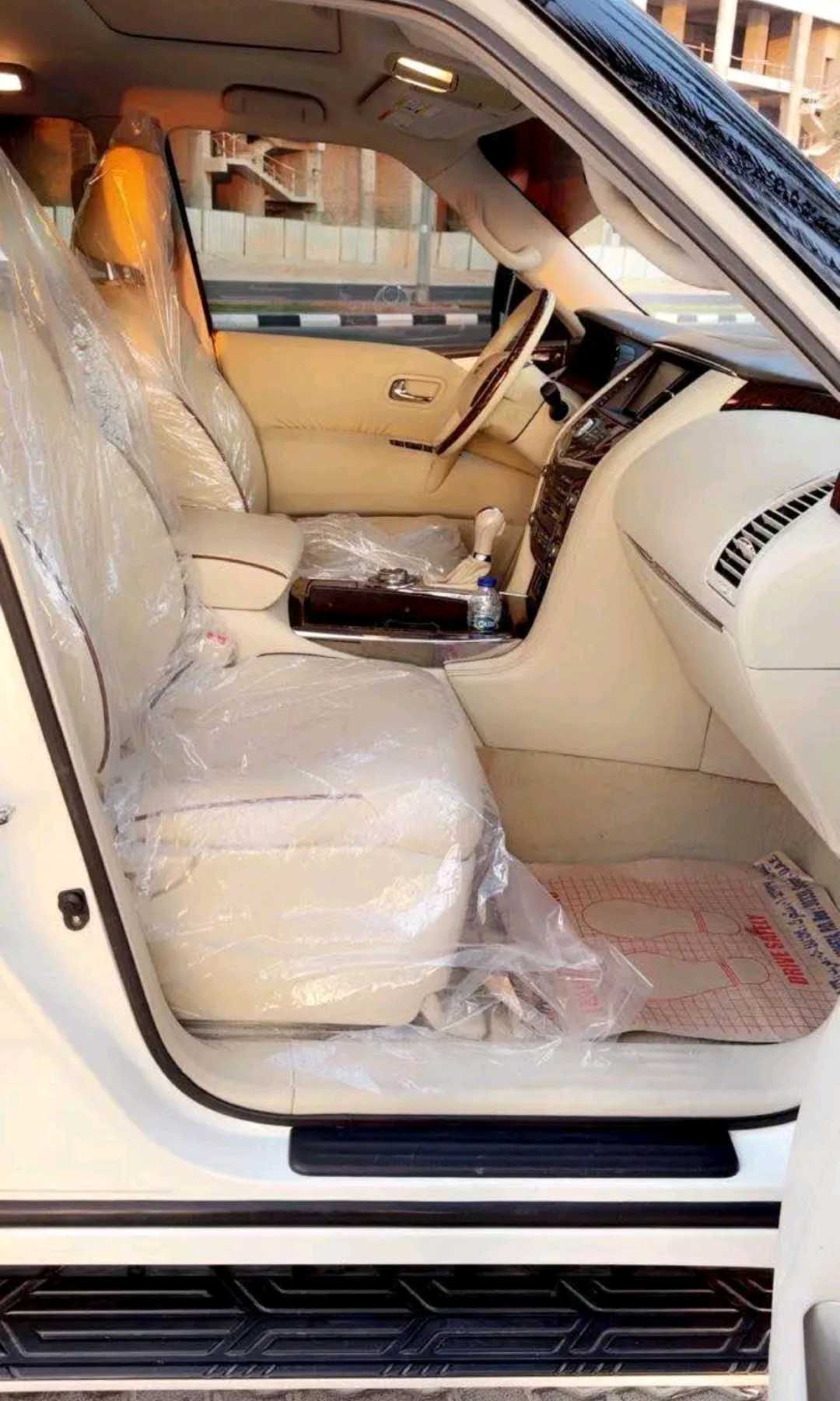 Car Image 2014 NISSAN PATROL Platinum