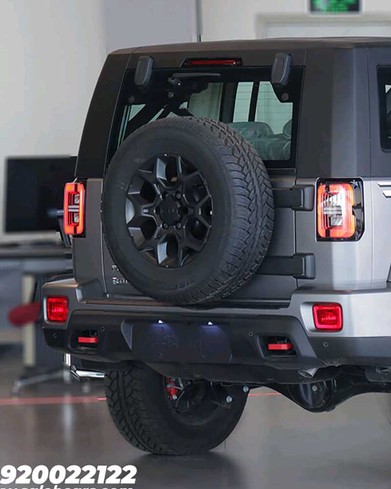 Car Image 2025 BAIC BJ80 
