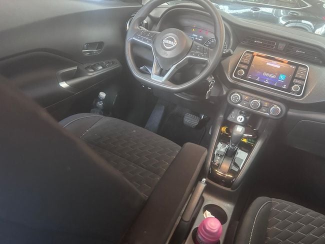 Car Image 2024 NISSAN KICKS 