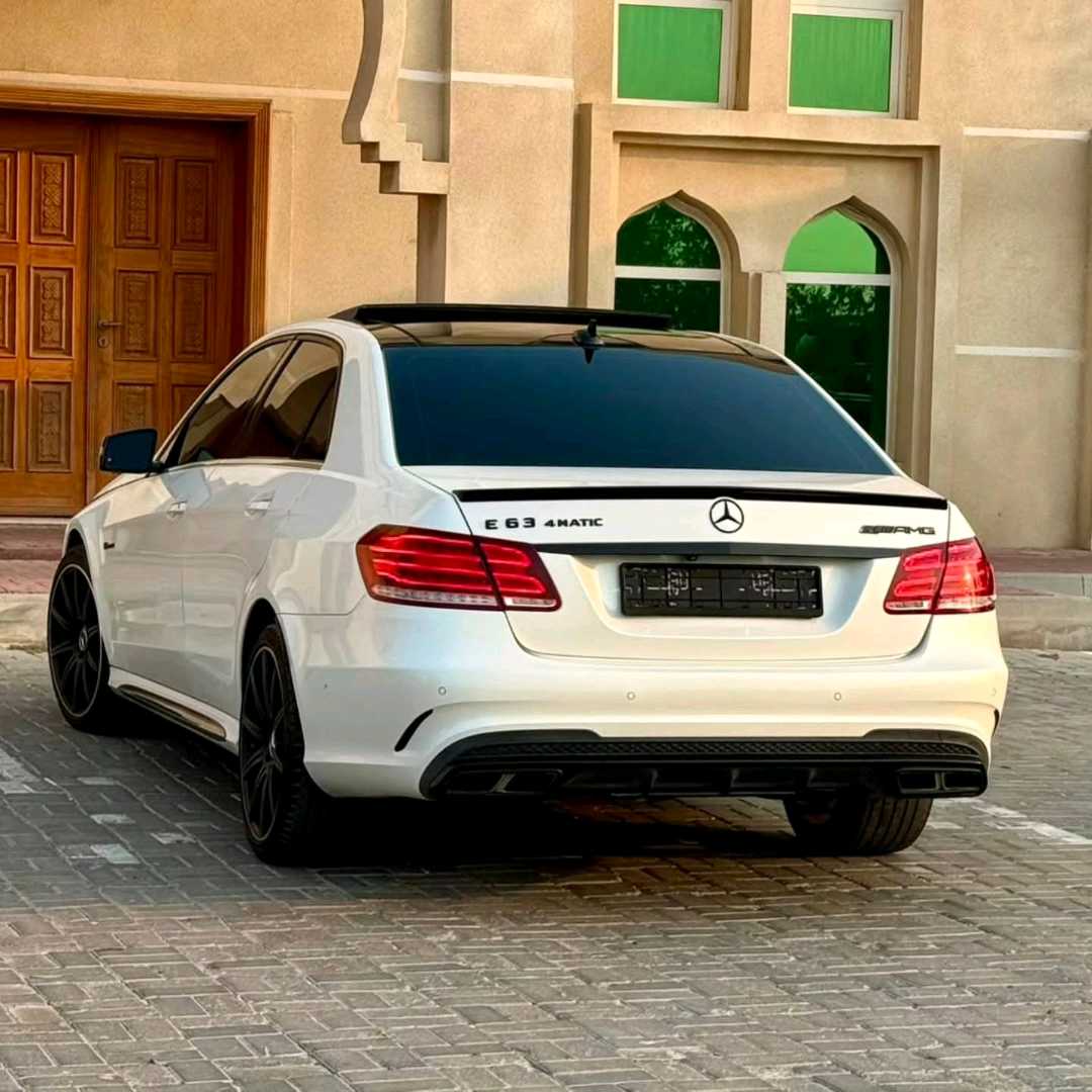 Car Image 2014 MERCEDES E Class E 63