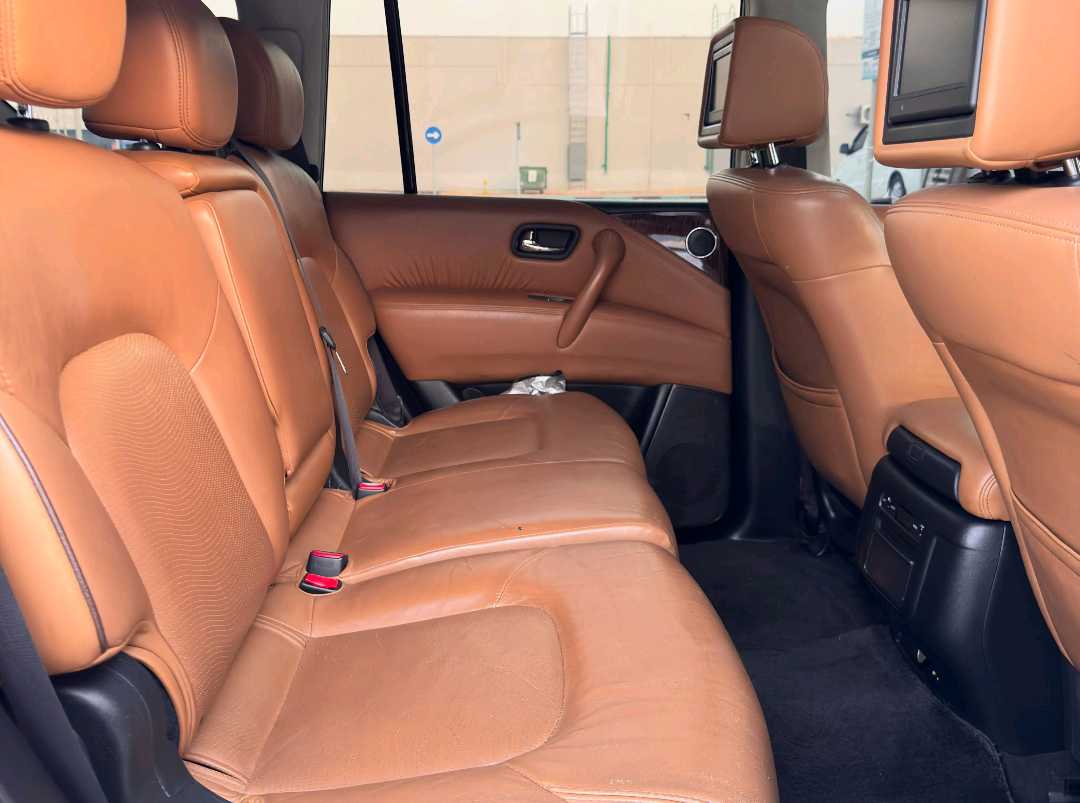 Car Image 2016 NISSAN PATROL SE