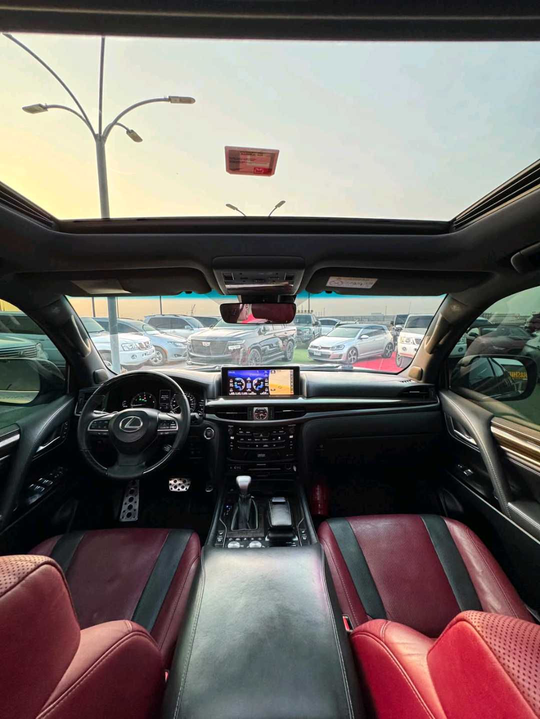 Car Image 2018 LEXUS LX 570