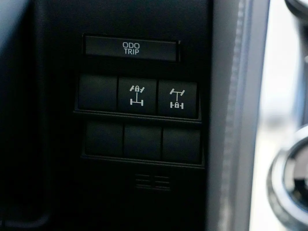 Car Image 2026 TOYOTA LAND CRUISER VX