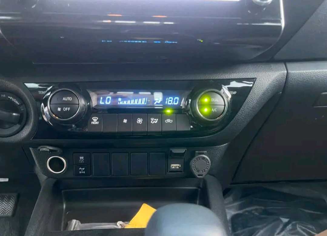 Car Image 2026 TOYOTA HILUX 