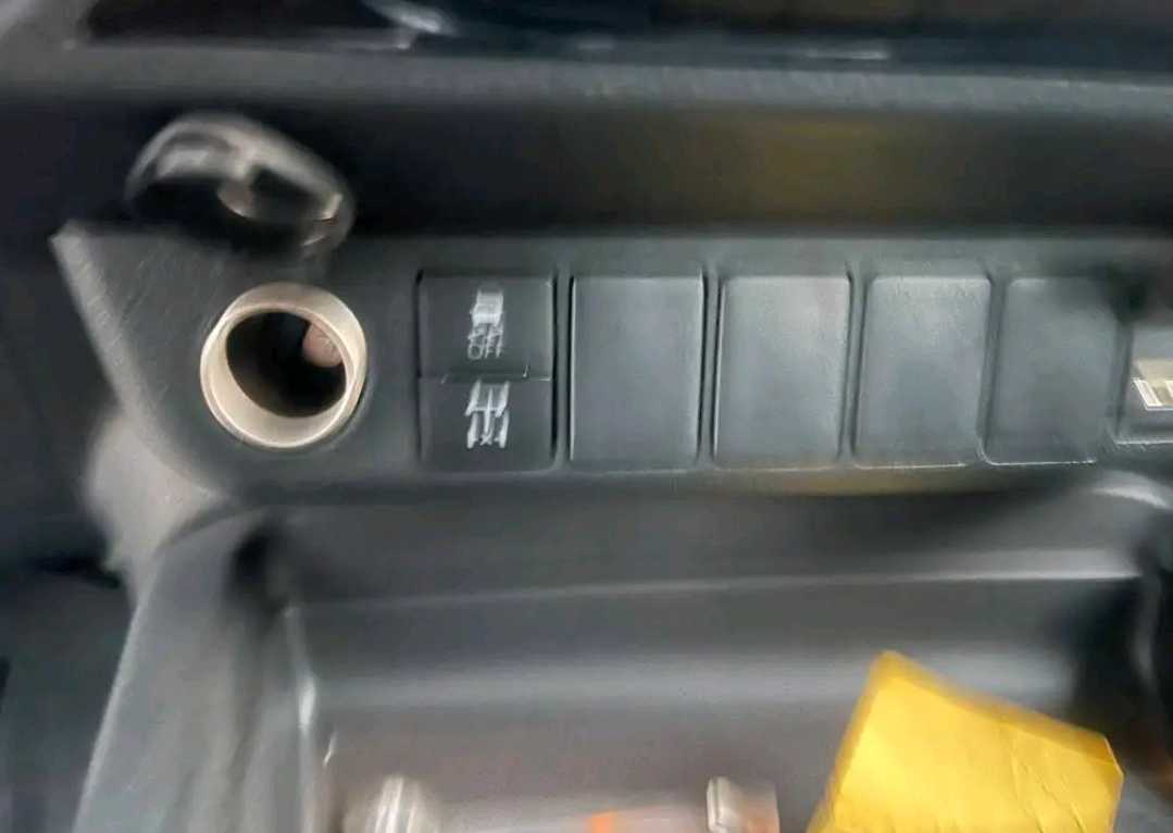 Car Image 2026 TOYOTA HILUX 