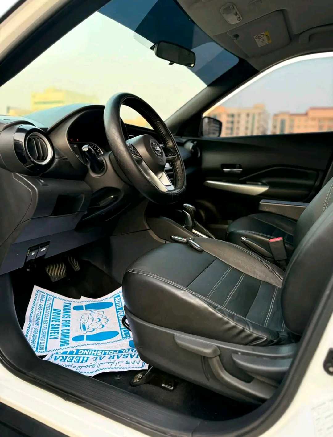 Car Image 2018 NISSAN KICKS 