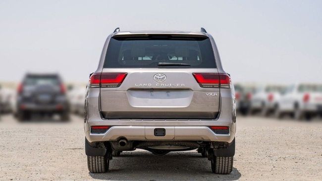 Car Image 2026 TOYOTA LAND CRUISER VX.R