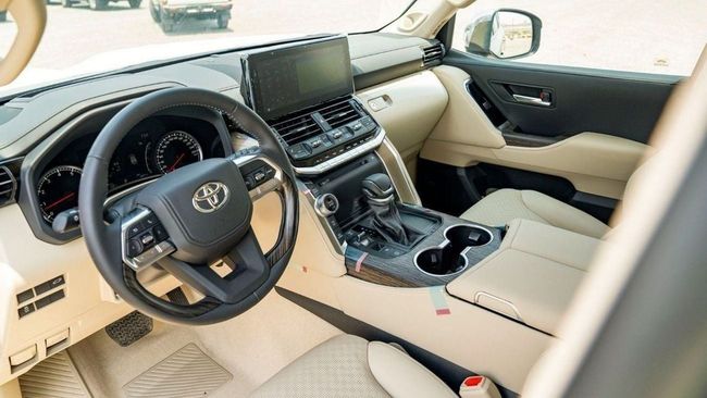 Car Image 2026 TOYOTA LAND CRUISER VX.R