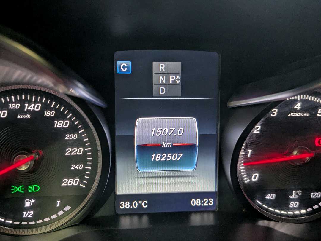 Car Image 2017 MERCEDES C Class 300