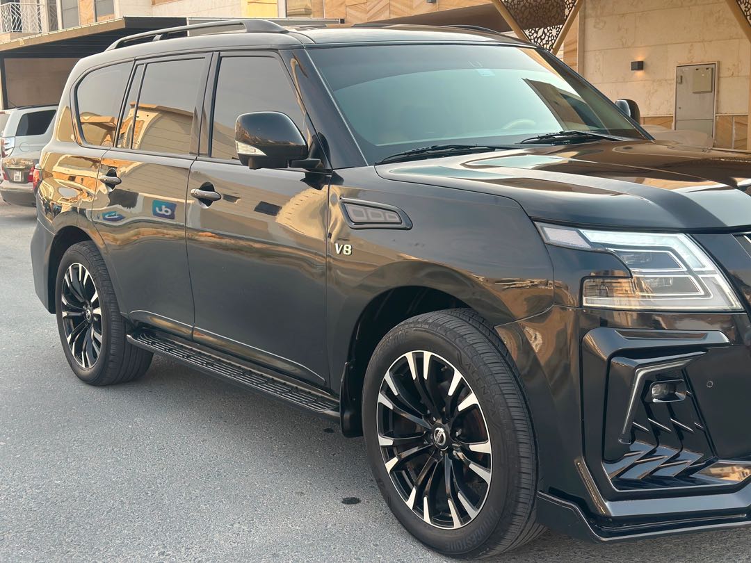 Car Image 2014 NISSAN PATROL 