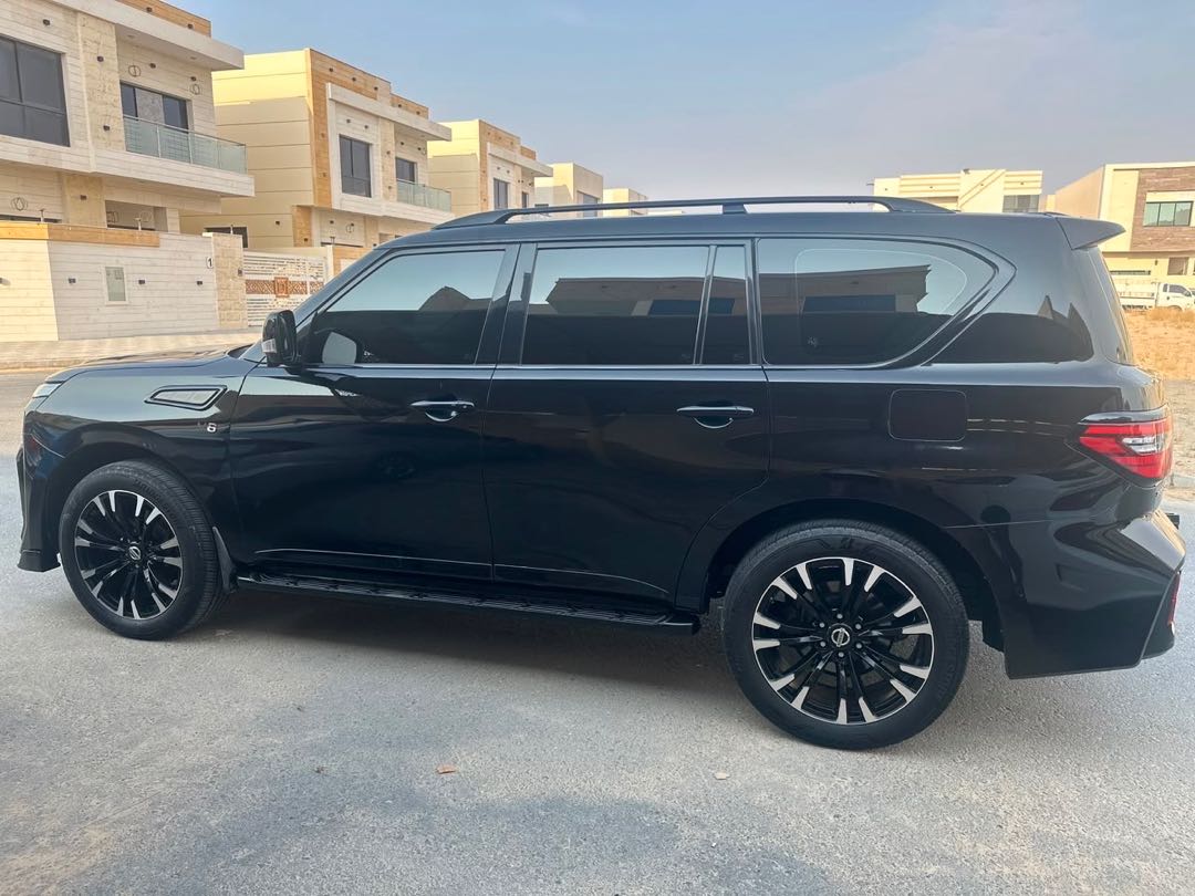 Car Image 2014 NISSAN PATROL 