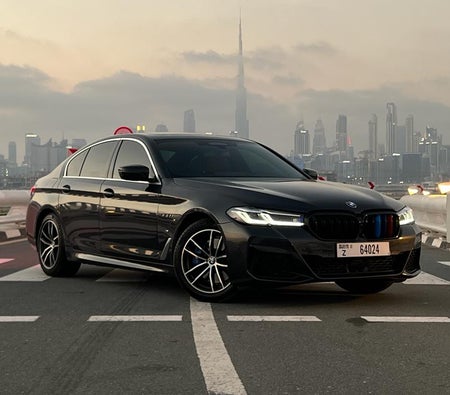 بي أم دبليو 5 SERIES 2021
