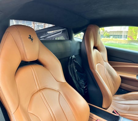فيراري F8 2020