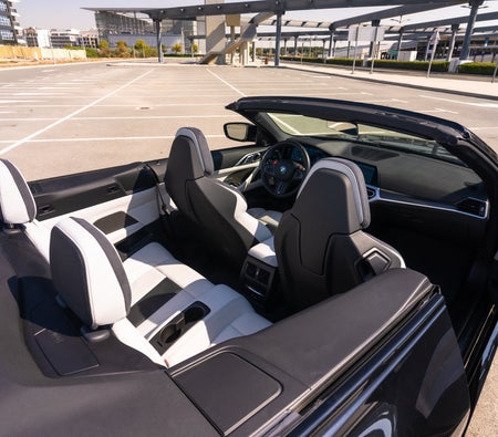BMW M4 2023