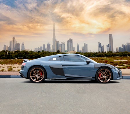 اودي R8 2022