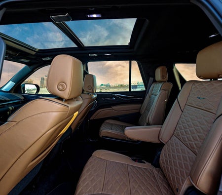 CADILLAC ESCALADE 2021