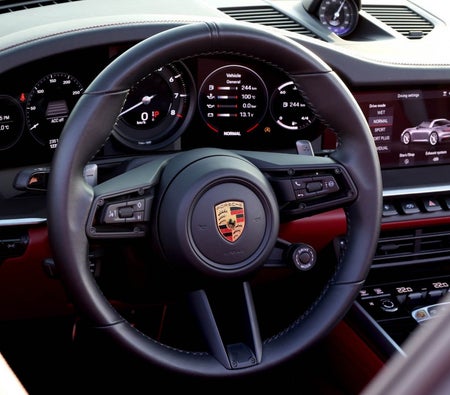 PORSCHE 911 2022