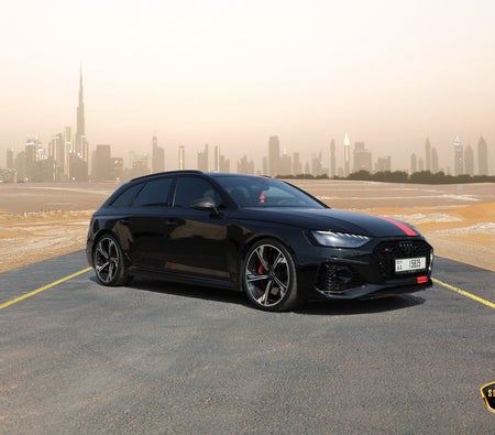 AUDI RS 4 2024