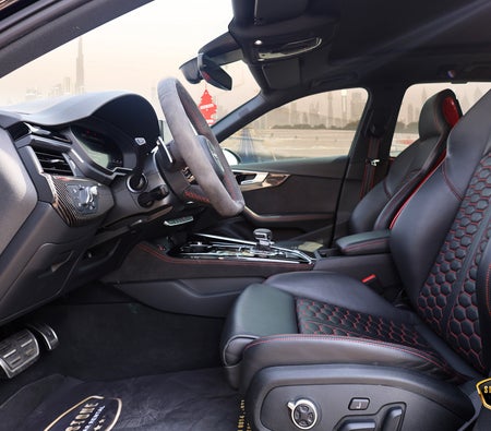 AUDI RS 4 2024