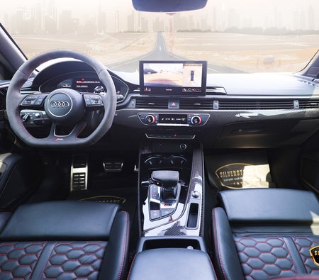 AUDI RS 4 2024