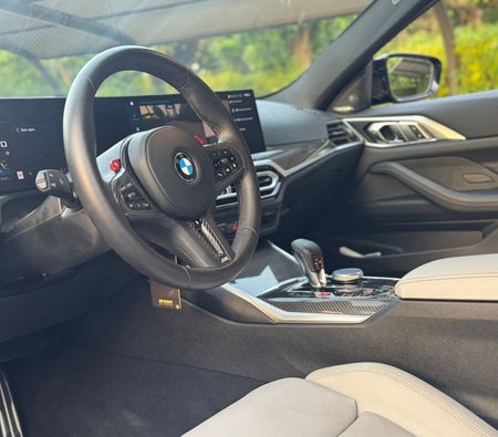 BMW M4 2024
