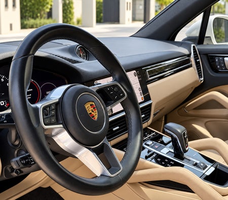 PORSCHE CAYENNE 2023