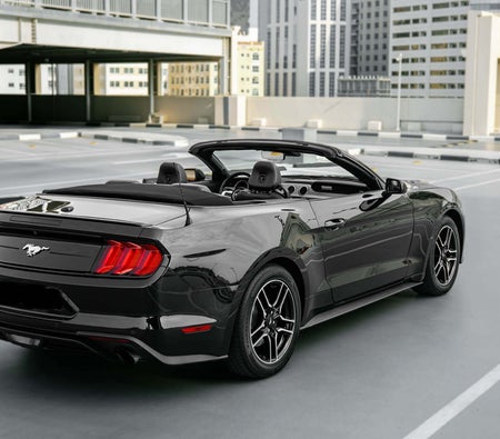 FORD MUSTANG 2023