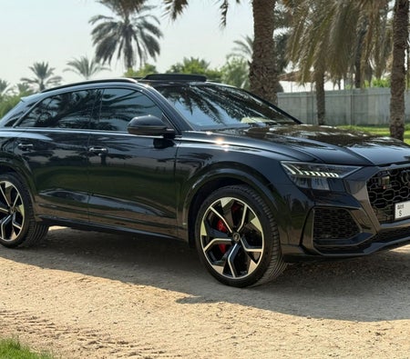 AUDI Q8 2023