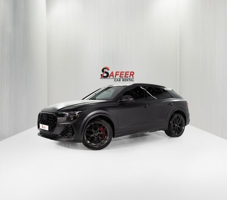 AUDI Q8 2025