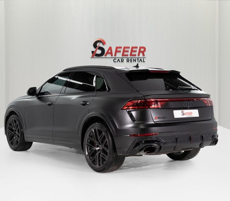 AUDI Q8 2025