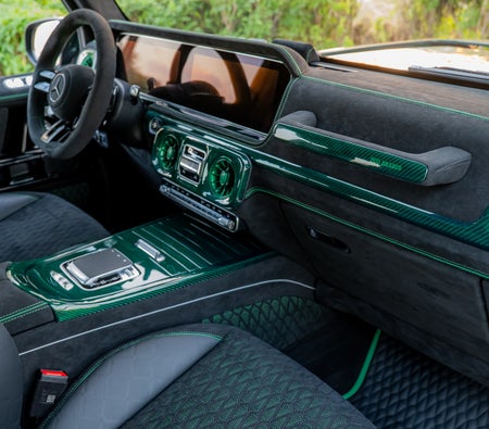 MERCEDES G CLASS 2025