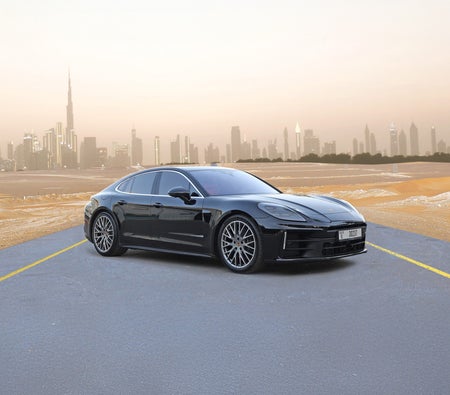 PORSCHE PANAMERA 2024