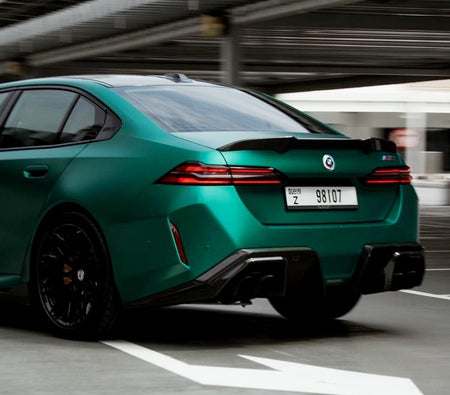 BMW M5 2025