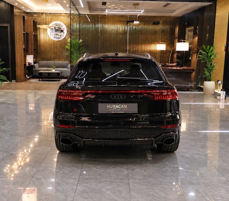 AUDI Q8 2024