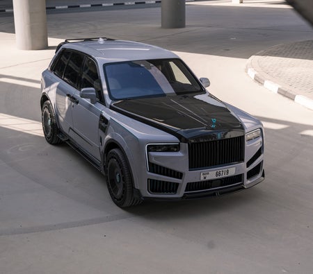 رولز رويس كولينان 2023