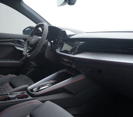 AUDI RS 3 2025