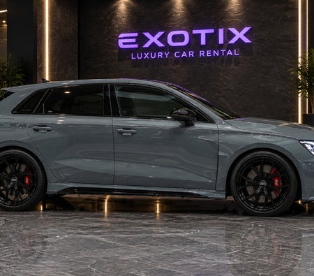 AUDI RS 3 2025