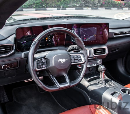 FORD MUSTANG 2024