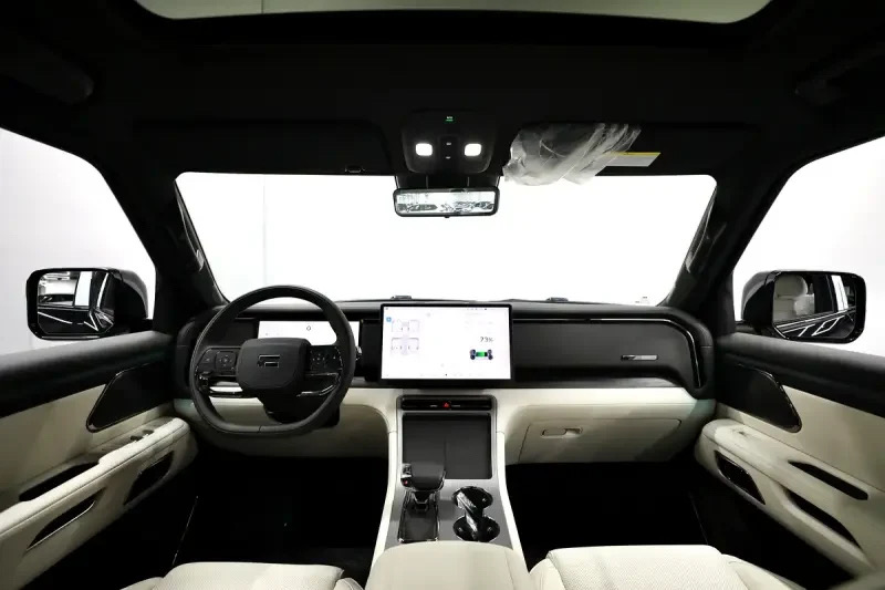 Car Image 2026 ROX 01 
