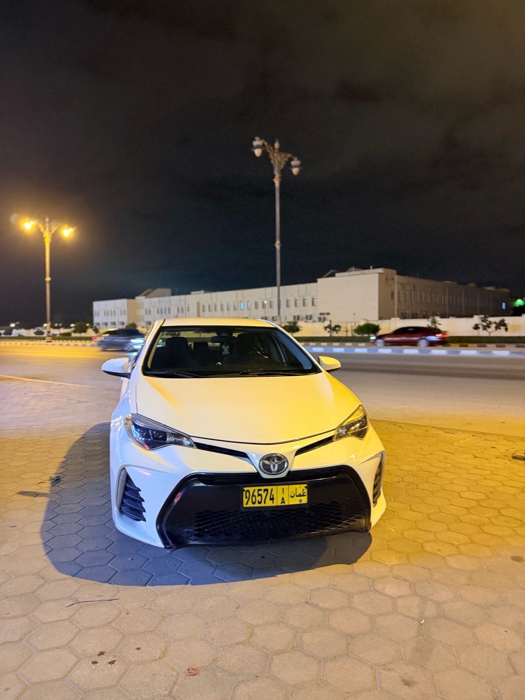 Car Image 2017 TOYOTA COROLLA LE
