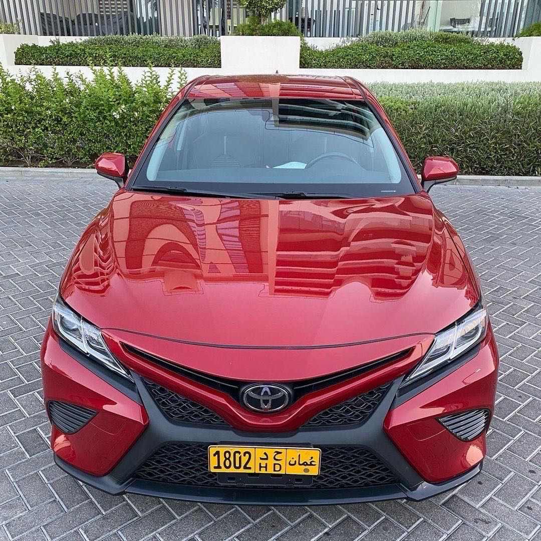 Car Image 2019 TOYOTA CAMRY SE