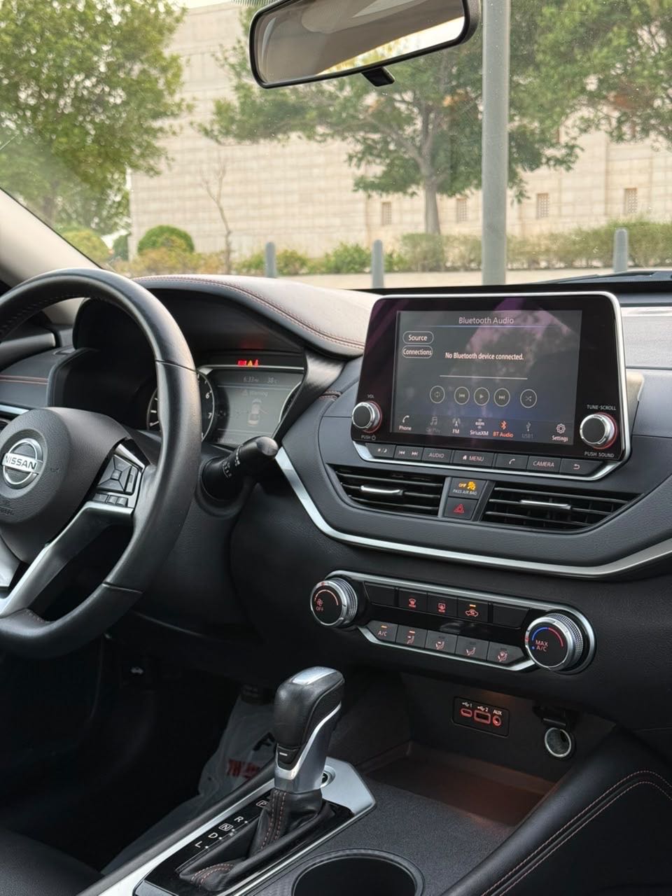 Car Image 2021 NISSAN ALTIMA SR