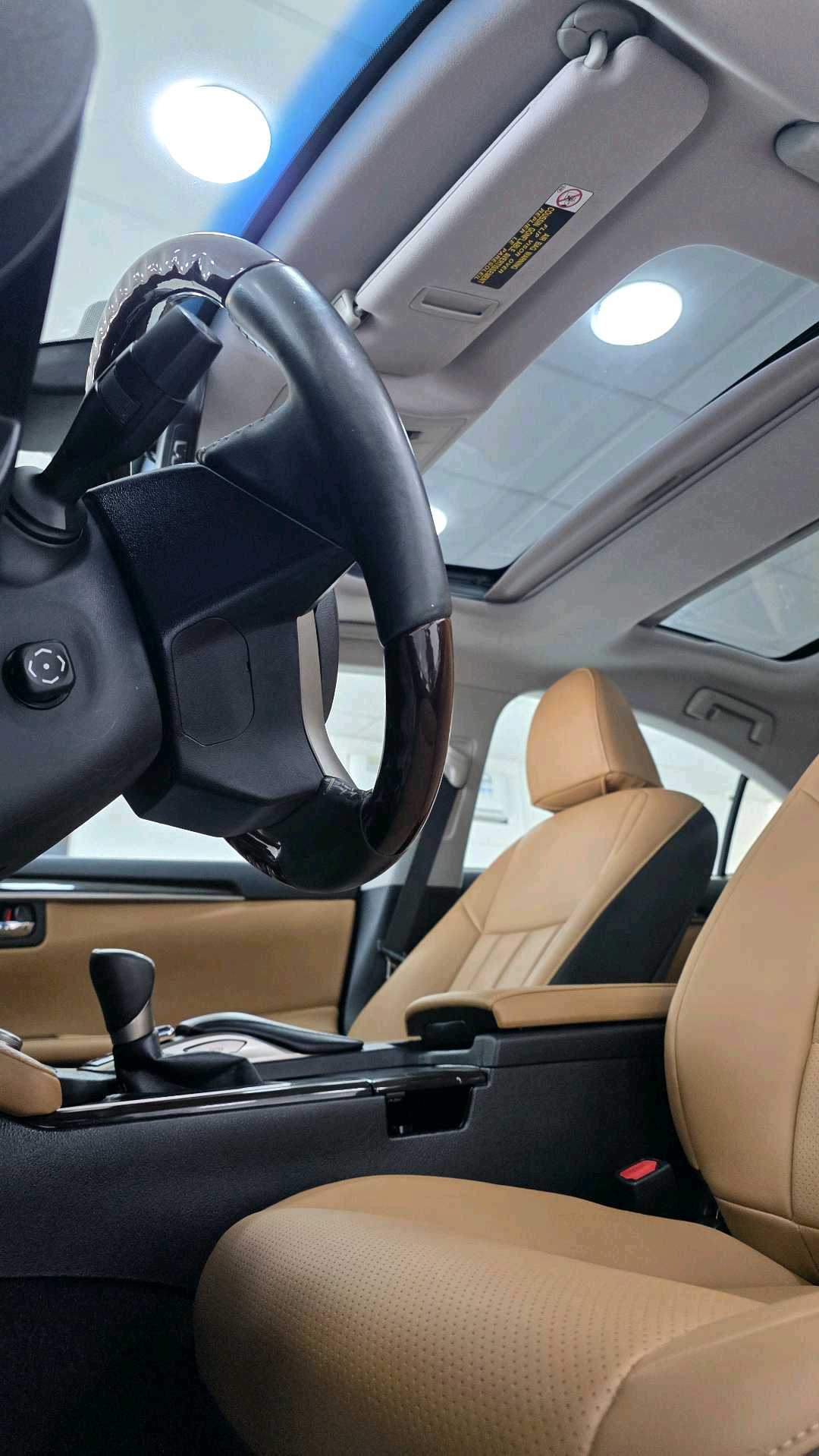 Car Image 2018 LEXUS ES 350