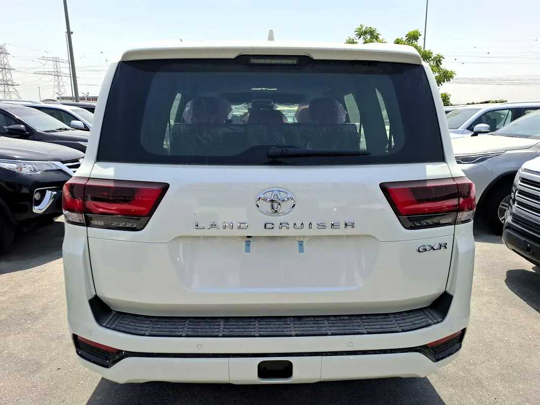 Car Image 2026 TOYOTA LAND CRUISER GX.R