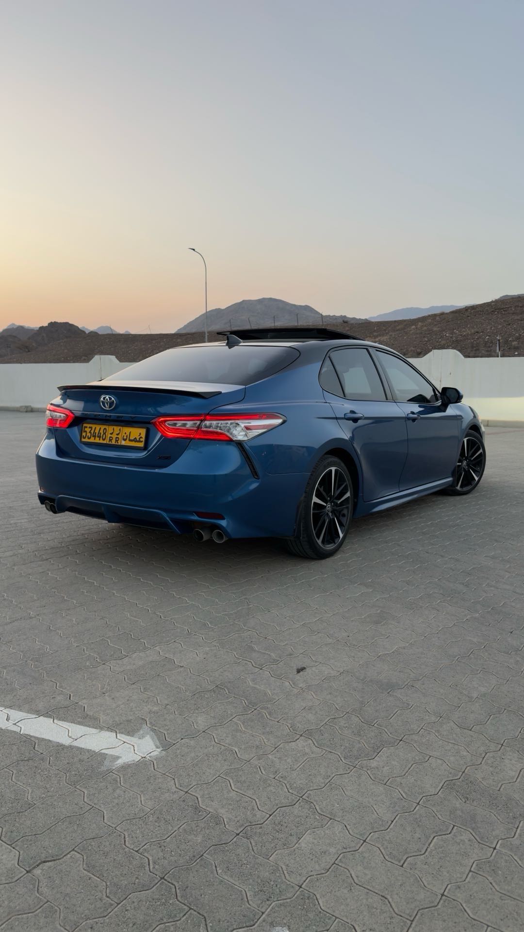 Car Image 2020 TOYOTA CAMRY XSE