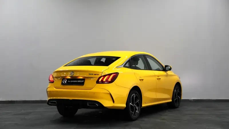 Car Image 2023 MG GT 